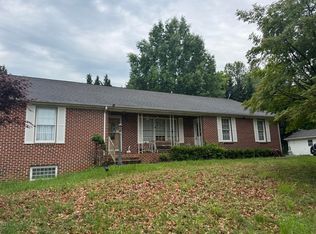 9149 Hardy Rd, Vinton, VA 24179