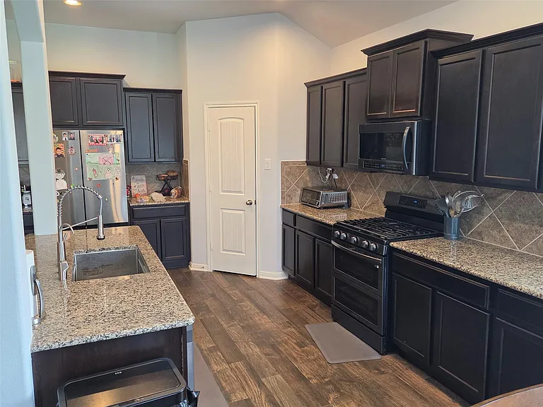 2514 Copper Fields Dr — Photo 12