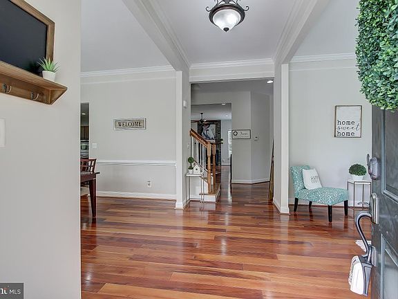 3rd image of 3746 Osborne Dr
