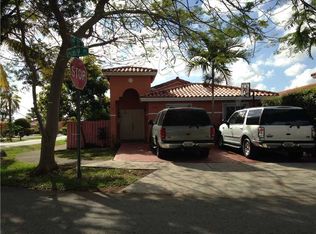 3102 W 69th Pl, Hialeah, FL 33018