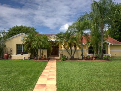 1151 Bristol Ave, Davie, FL, 33325