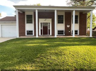 344 Palermo Dr, Ballwin, MO 63021