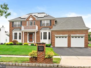 16 Wendover Rd, East Windsor, NJ 08520