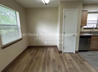 1105 N Knowles Dr, Saginaw, TX 76179