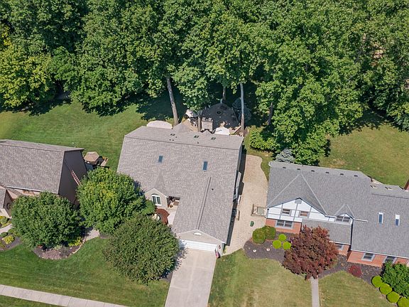 4th image of 543 Brightstone Dr
