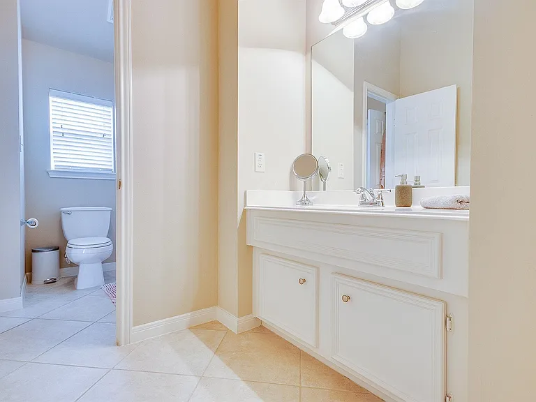 4618 Ambrosia Springs Ln — Photo 24