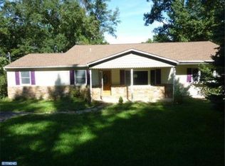 542 Mountain Rd, Boyertown, PA 19512