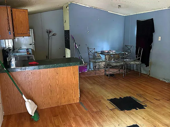 480 Mount Airy Rd Trailer 13, Lewisberry, PA 17339