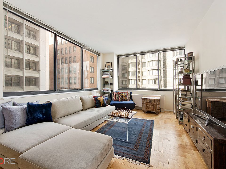 1st image of 62 W 62nd St APT 10B