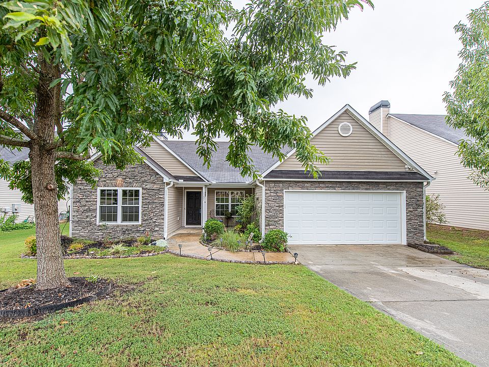 1st image of 2387 Swan Lake Dr