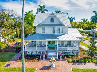 2582 1st St, Fort Myers, FL 33901