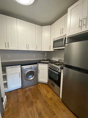 Rented by The Brokerage Group LLC | media 11