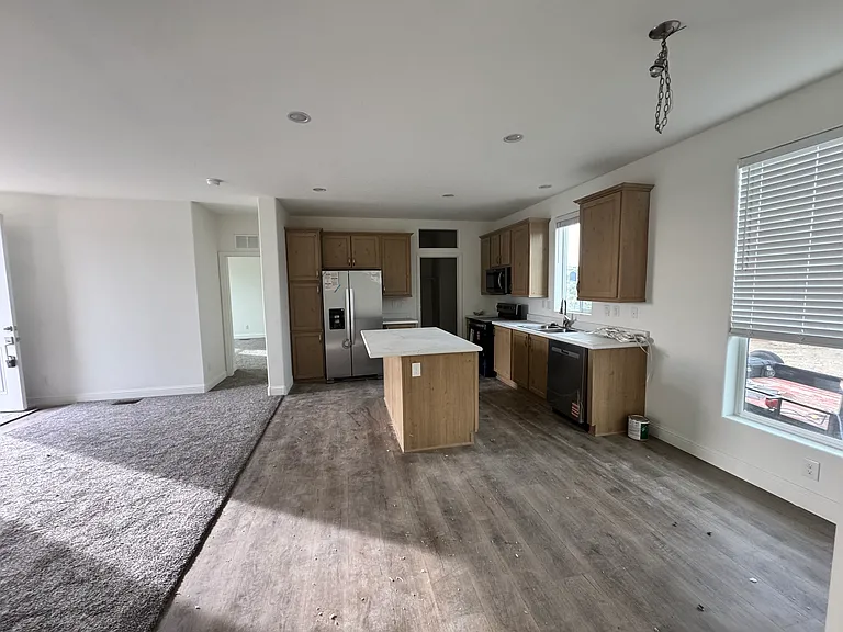 10440 S Pinto St — Photo 2