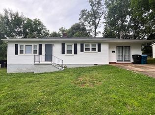 132 Parmer St, Forest City, NC 28043