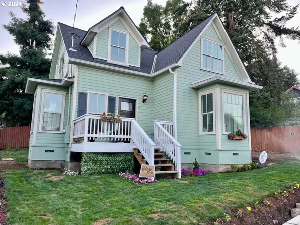 547 N B St, Willamina, OR 97396