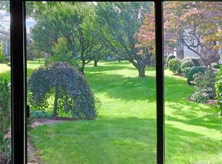 239 Hamilton Ave APT 01, Stamford, CT 06902