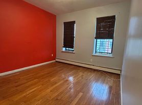 423 Pennsylvania Ave, Brooklyn, NY