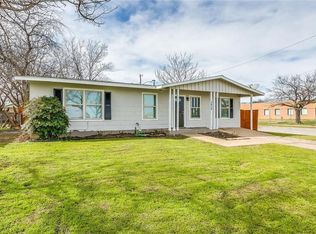 3850 Freddie St, Fort Worth, TX 76119