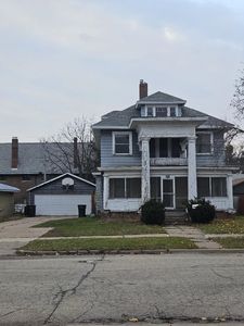 322 Jefferson St, Waupaca, WI, 54981