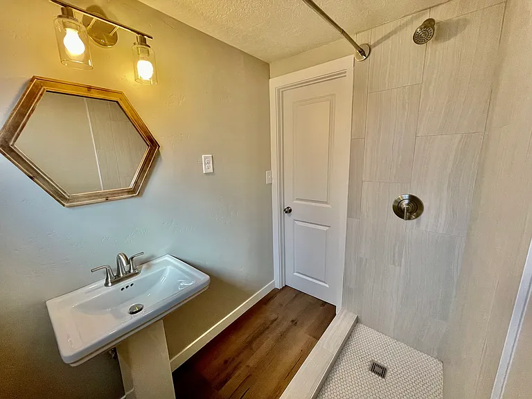 2103 1st St S #2105 — Photo 8