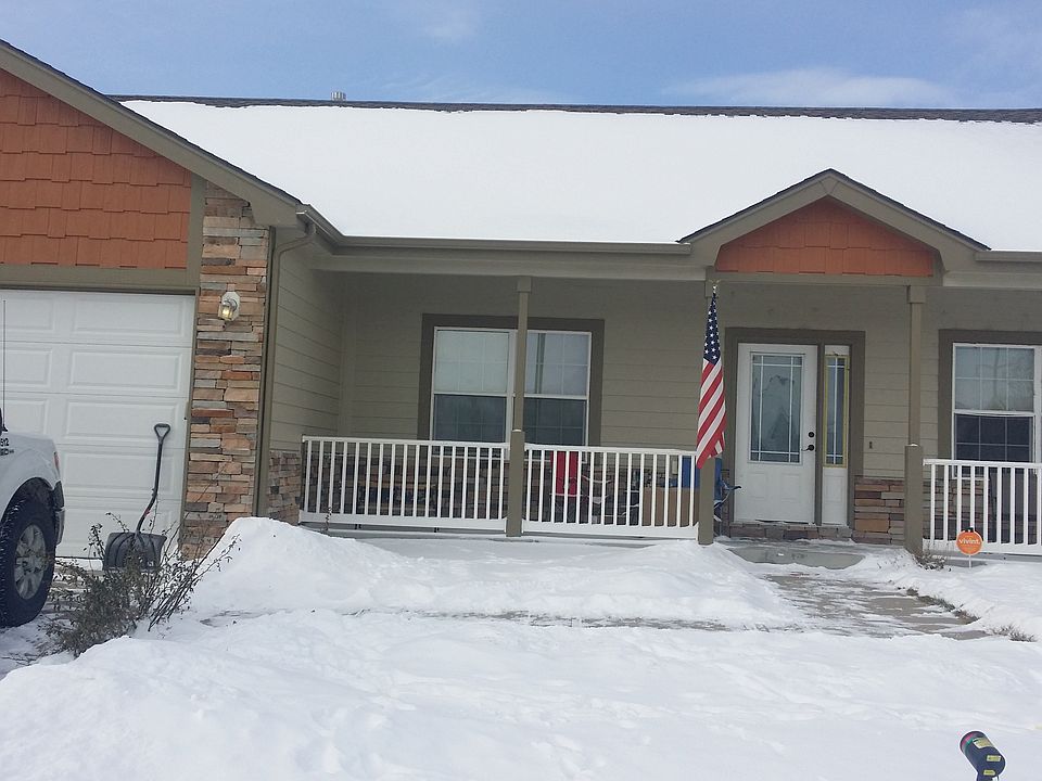 1st image of 3203 Laguna Ct