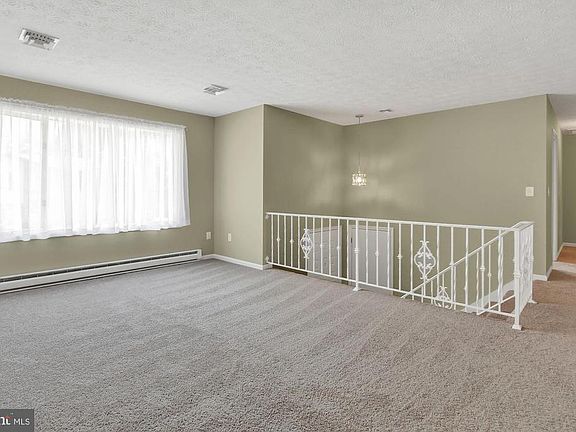 2nd image of 11 Roller Dr