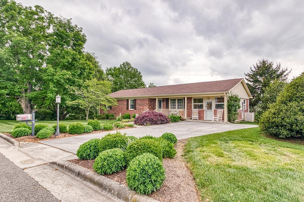 645 Rolling Hills Dr, Wytheville, VA 24382 Zillow