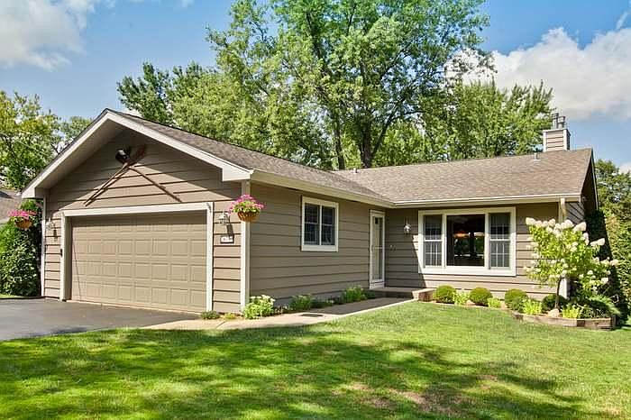 1st image of 26779 N Oakdale Ln