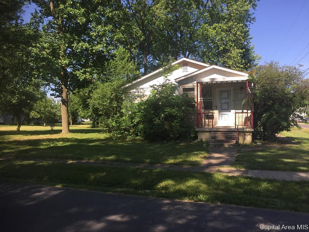 432 Anderson St, Carlinville, IL 62626 Zillow