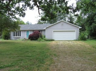 7416 E Cutler Rd, Bath, MI 48808