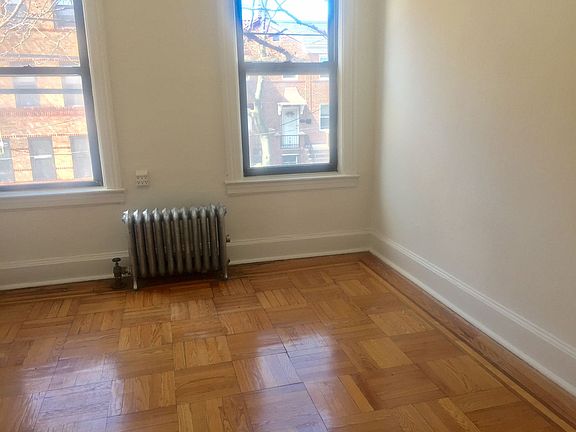 5th image of 3275 42nd St APT 2F
