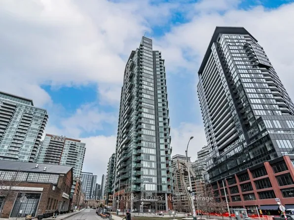 150 E Liberty St #1605, Toronto, ON M6K 3R5