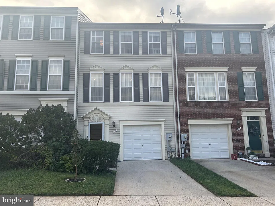 527 Sylvan Ct