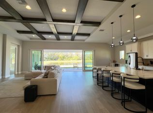 6122 Golden Beach Dr, Apollo Beach, FL 33572