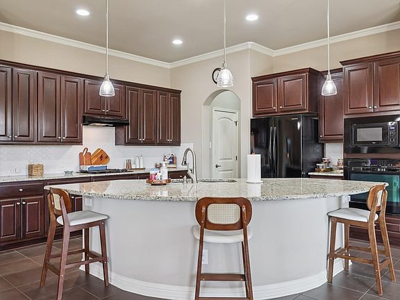 3rd image of 3321 Cortes Pl