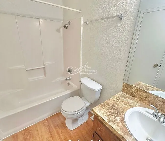 3009 Lake Rd #B — Photo 6