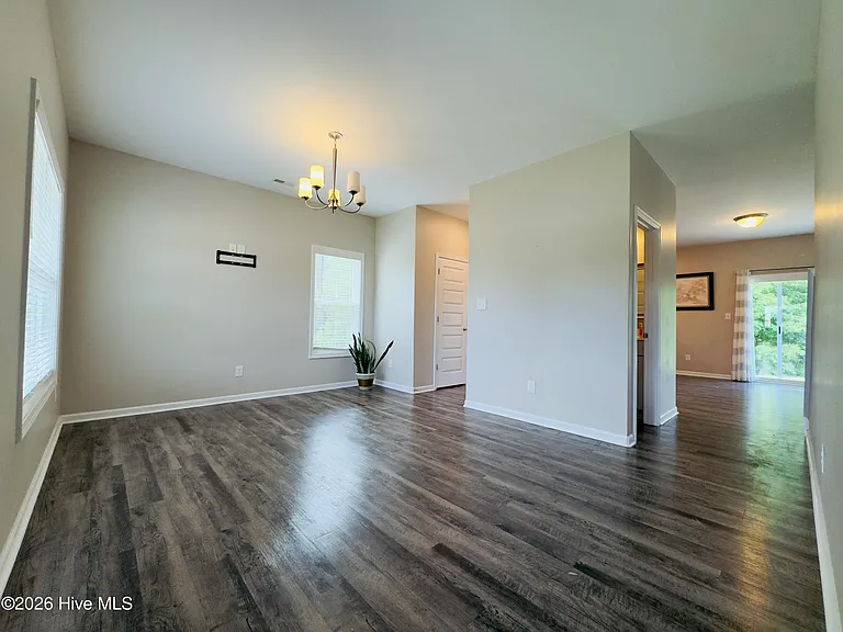 306 Independence Blvd — Photo 7