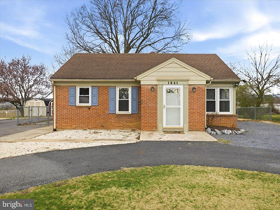 1st image of 1241 S Main St