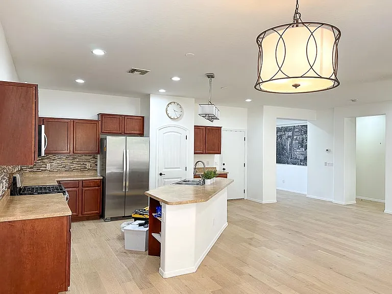 122 W Aster Dr — Photo 9