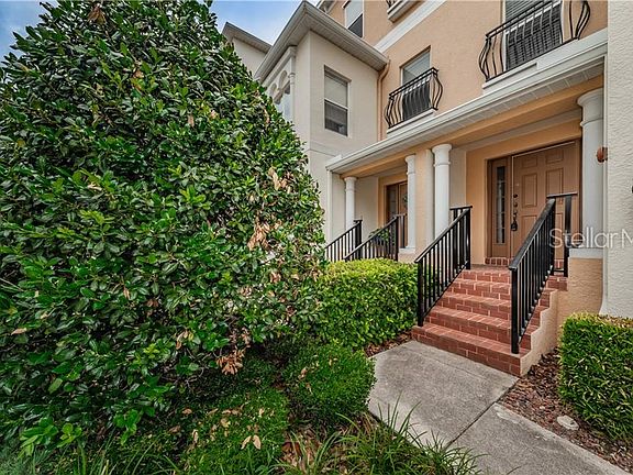 4th image of 1136 Venetian Harbor Dr NE