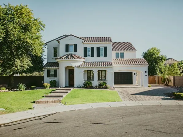 2689 S Roanoke St, Gilbert, AZ 85295