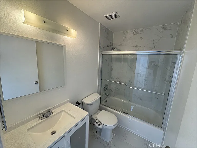 8435 Columbus Ave #17 — Photo 11
