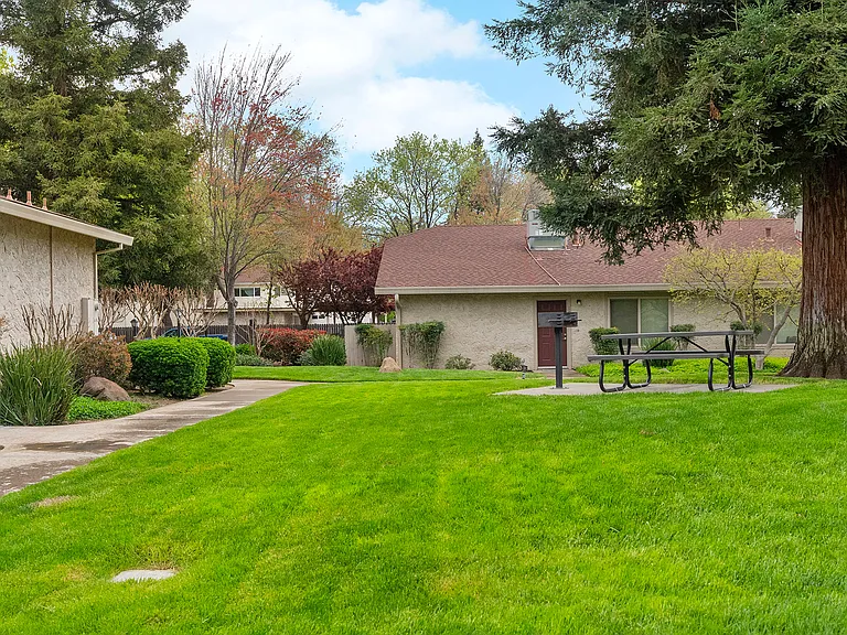 Cedar Springs Apartments & Estates — Photo 14