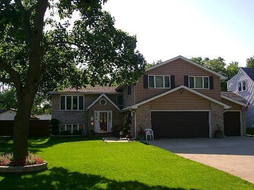 1st image of 3144 Derrough Ave