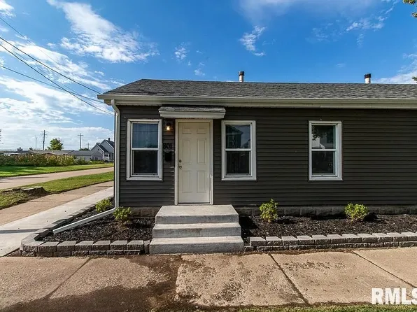 801 5th Ave #1, Rock Island, IL 61201