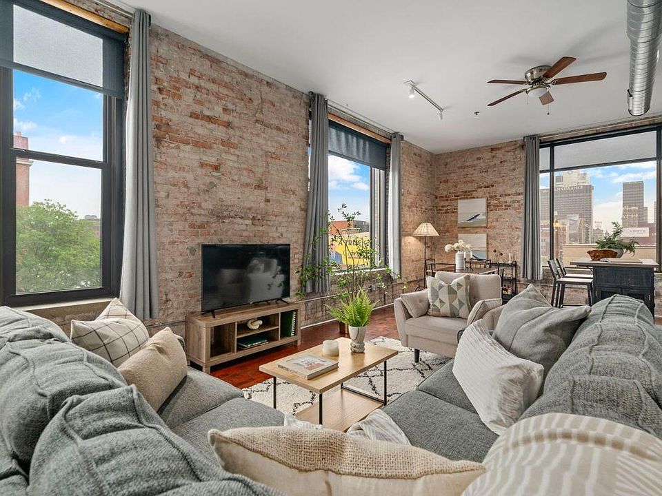 1st image of 78 E Chestnut St APT 304