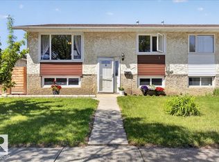 16604 115th St NW, Edmonton, AB T5X3V4