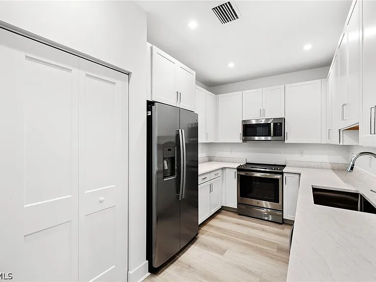 13104 Georges Cay Pl — Photo 14