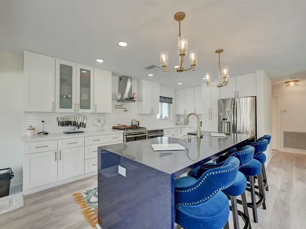 1284 SW 1st Avenue, Pompano Beach, FL 33060