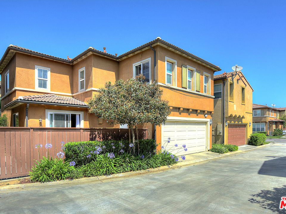 1st image of 3622 W Medici Ln